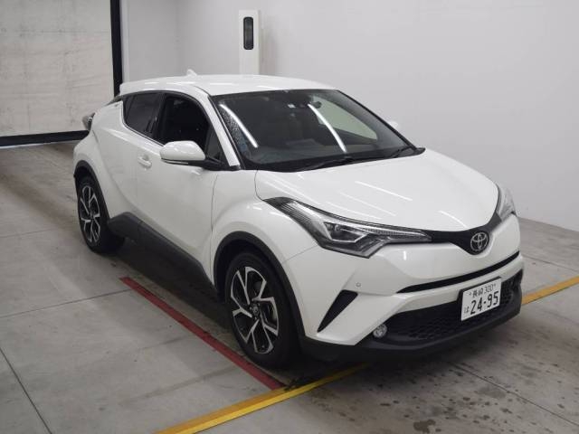 Import and buy TOYOTA C-HR 2017 from Japan to Nairobi, Kenya