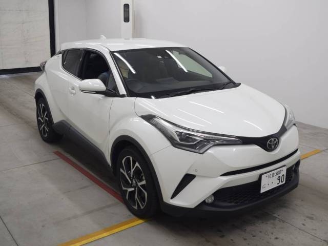 Import and buy TOYOTA C-HR 2017 from Japan to Nairobi, Kenya