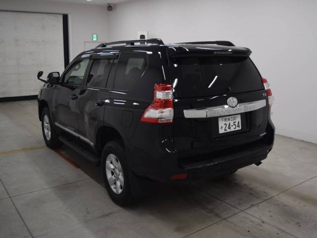 Import and buy TOYOTA LAND CRUISER PRADO 2017 from Japan to Nairobi, Kenya