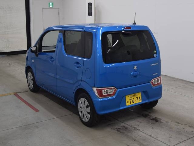 Import and buy SUZUKI WAGON R 2017 from Japan to Nairobi, Kenya