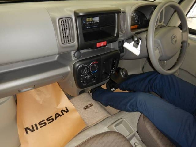 Import and buy NISSAN CLIPPER VAN 2018 from Japan to Nairobi, Kenya