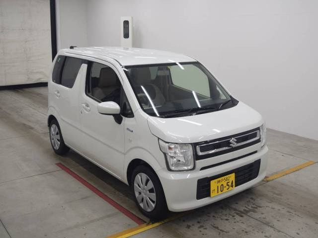 Import and buy SUZUKI WAGON R 2017 from Japan to Nairobi, Kenya