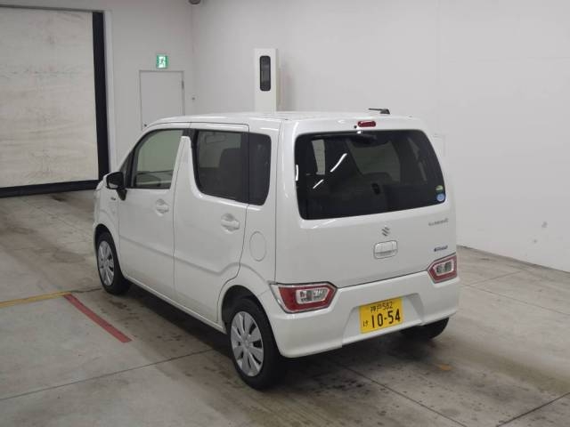 Import and buy SUZUKI WAGON R 2017 from Japan to Nairobi, Kenya