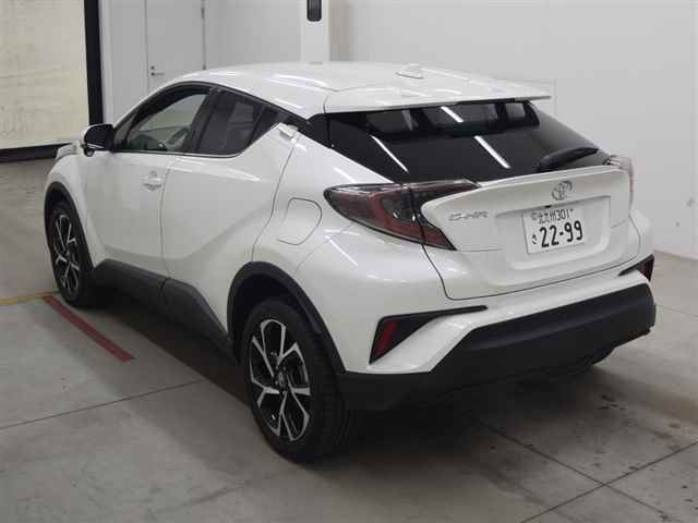 Import and buy TOYOTA C-HR 2017 from Japan to Nairobi, Kenya