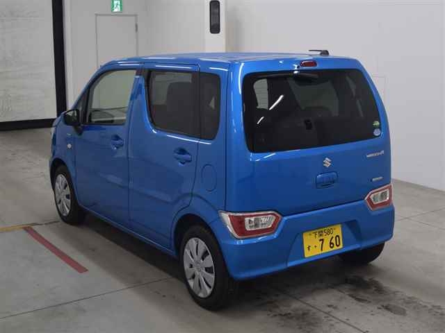 Import and buy SUZUKI WAGON R 2017 from Japan to Nairobi, Kenya