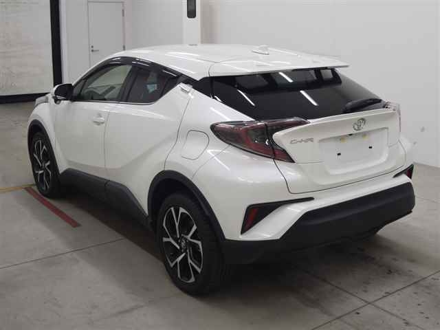 Import and buy TOYOTA C-HR 2017 from Japan to Nairobi, Kenya