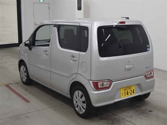 Import and buy SUZUKI WAGON R 2017 from Japan to Nairobi, Kenya