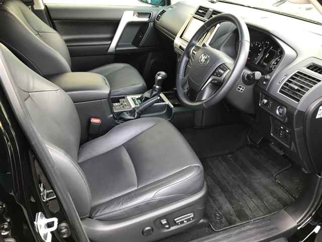 Import and buy TOYOTA LAND CRUISER PRADO 2017 from Japan to Nairobi, Kenya