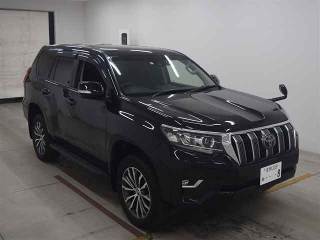 Import and buy TOYOTA LAND CRUISER PRADO 2017 from Japan to Nairobi, Kenya