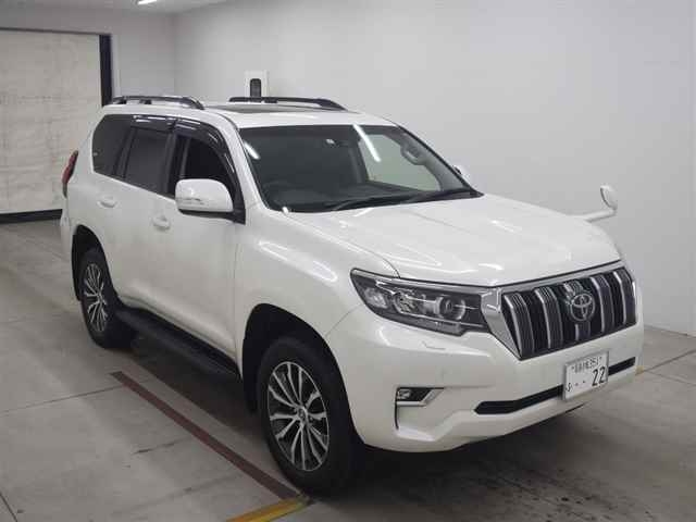 Import and buy TOYOTA LAND CRUISER PRADO 2019 from Japan to Nairobi, Kenya