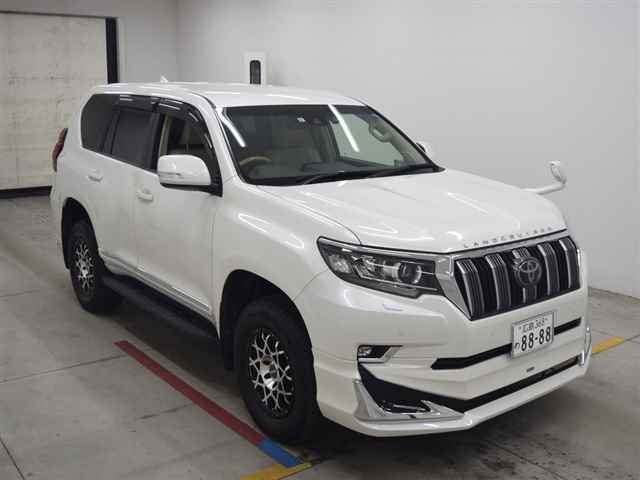 Import and buy TOYOTA LAND CRUISER PRADO 2017 from Japan to Nairobi, Kenya