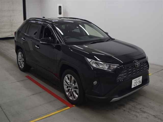 Import and buy TOYOTA RAV4 2019 from Japan to Nairobi, Kenya