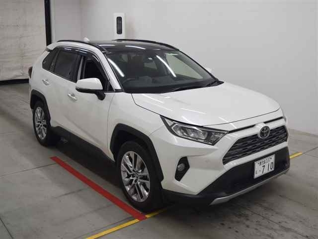 Import and buy TOYOTA RAV4 2019 from Japan to Nairobi, Kenya