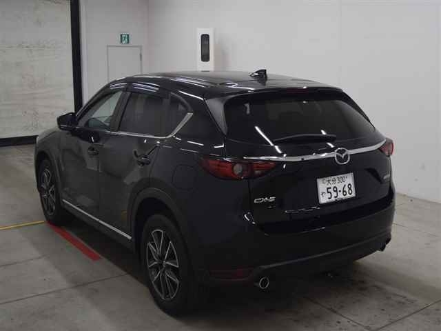 Import and buy MAZDA CX-5 2017 from Japan to Nairobi, Kenya