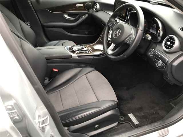 Import and buy MERCEDES BENZ C CLASS 2018 from Japan to Nairobi, Kenya