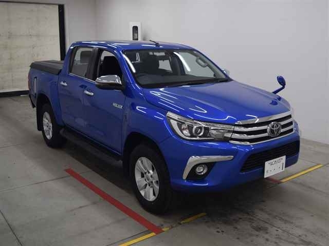 Import and buy TOYOTA HILUX 2018 from Japan to Nairobi, Kenya