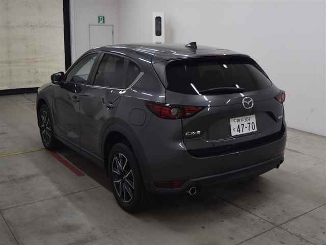 Import and buy MAZDA CX-5 2017 from Japan to Nairobi, Kenya