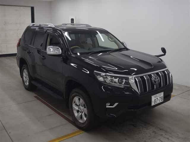 Import and buy TOYOTA LAND CRUISER PRADO 2018 from Japan to Nairobi, Kenya