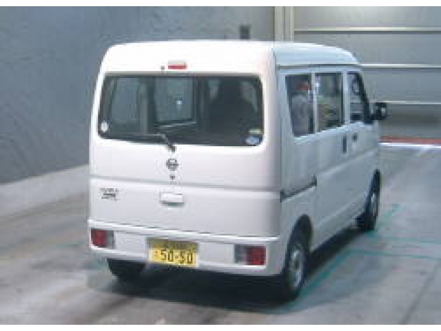 Import and buy NISSAN CLIPPER VAN 2018 from Japan to Nairobi, Kenya