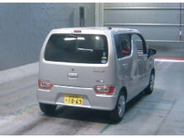 Import and buy SUZUKI WAGON R 2018 from Japan to Nairobi, Kenya