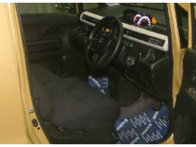 Import and buy SUZUKI WAGON R 2017 from Japan to Nairobi, Kenya