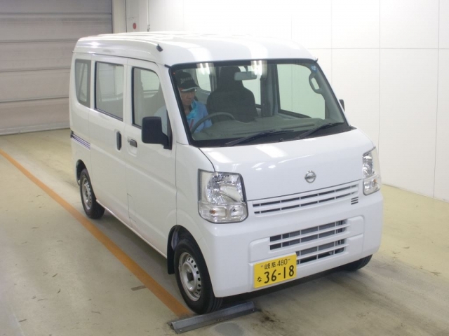 Import and buy NISSAN CLIPPER VAN 2018 from Japan to Nairobi, Kenya