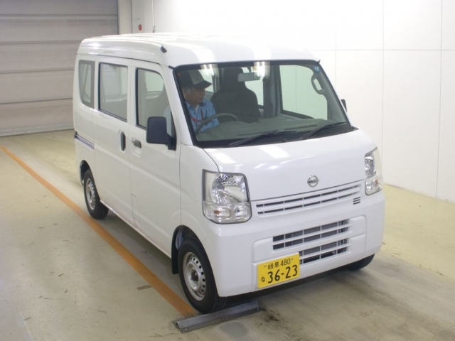 Import and buy NISSAN CLIPPER VAN 2018 from Japan to Nairobi, Kenya