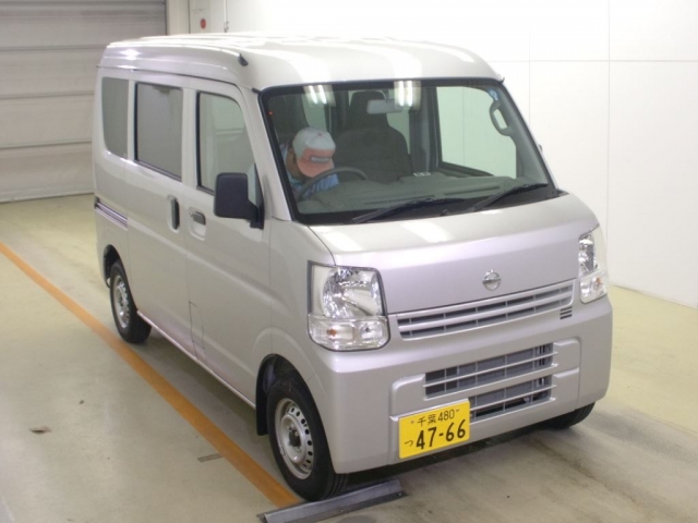 Import and buy NISSAN CLIPPER VAN 2018 from Japan to Nairobi, Kenya