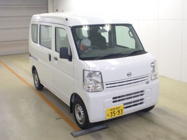 Import and buy NISSAN CLIPPER VAN 2018 from Japan to Nairobi, Kenya