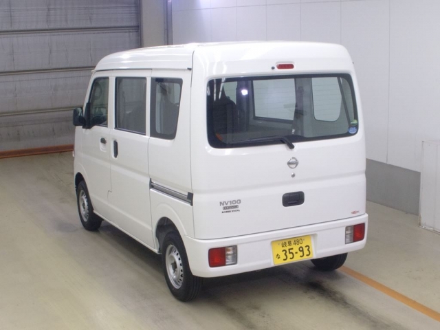 Import and buy NISSAN CLIPPER VAN 2018 from Japan to Nairobi, Kenya