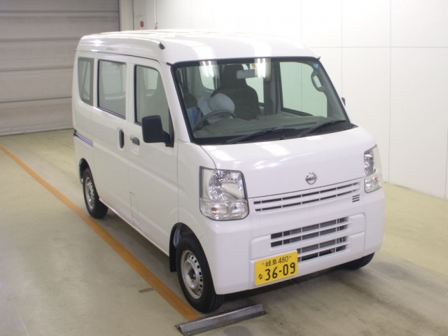 Import and buy NISSAN CLIPPER VAN 2018 from Japan to Nairobi, Kenya