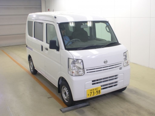 Import and buy NISSAN CLIPPER VAN 2018 from Japan to Nairobi, Kenya