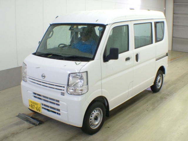 Import and buy NISSAN CLIPPER VAN 2018 from Japan to Nairobi, Kenya