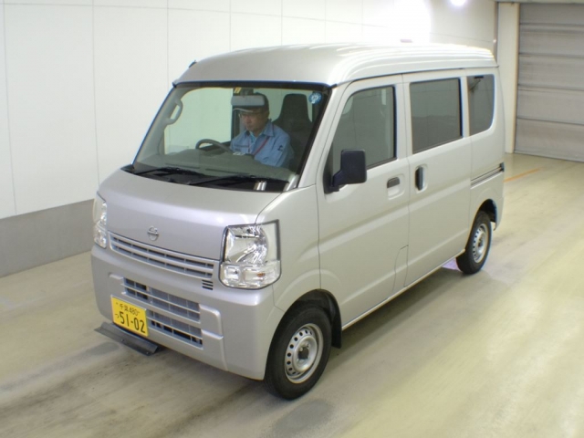 Import and buy NISSAN CLIPPER VAN 2018 from Japan to Nairobi, Kenya