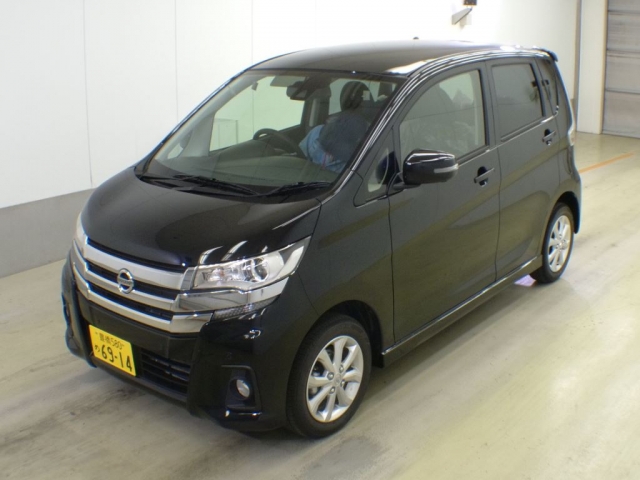 Import and buy NISSAN DAYZ 2018 from Japan to Nairobi, Kenya