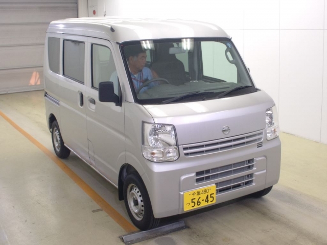 Import and buy NISSAN CLIPPER VAN 2018 from Japan to Nairobi, Kenya