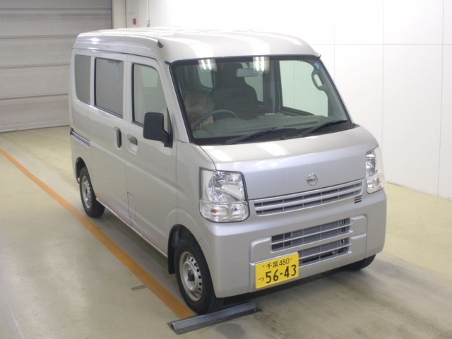 Import and buy NISSAN CLIPPER VAN 2018 from Japan to Nairobi, Kenya