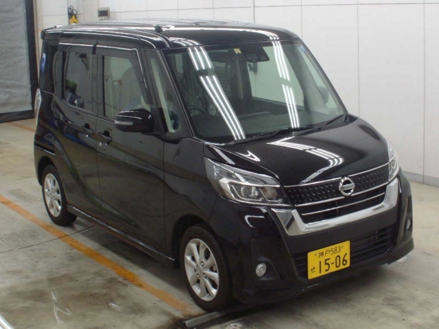 Import and buy NISSAN DAYZ ROOX 2017 from Japan to Nairobi, Kenya