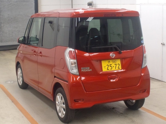 Import and buy NISSAN DAYZ ROOX 2017 from Japan to Nairobi, Kenya