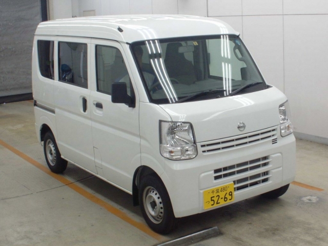 Import and buy NISSAN CLIPPER VAN 2018 from Japan to Nairobi, Kenya