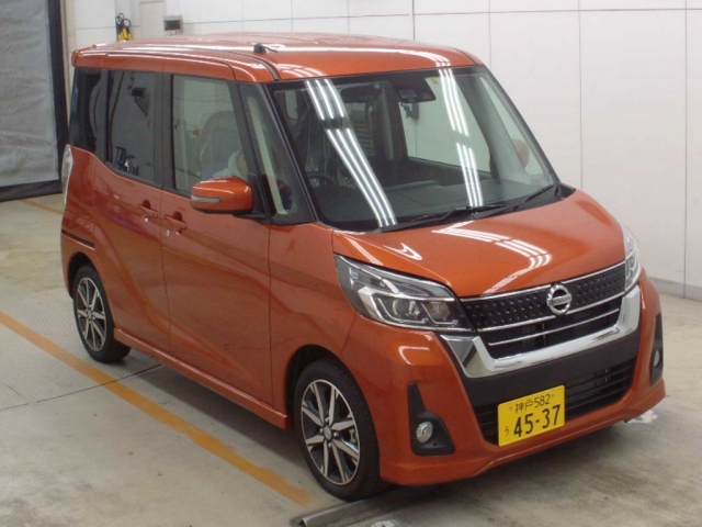 Import and buy NISSAN DAYZ ROOX 2017 from Japan to Nairobi, Kenya