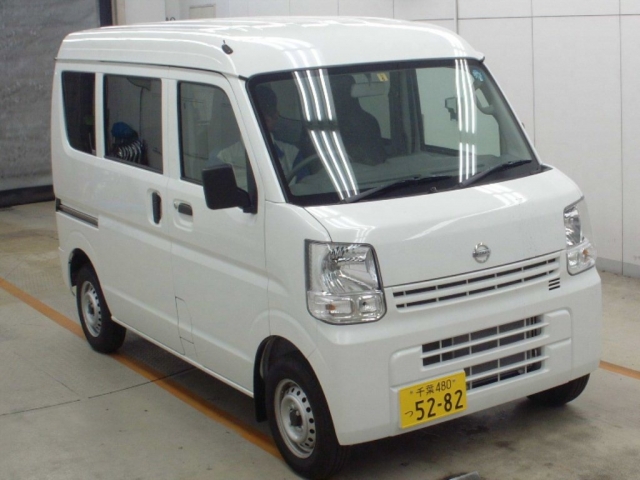 Import and buy NISSAN CLIPPER VAN 2018 from Japan to Nairobi, Kenya