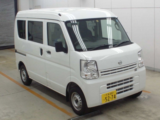 Import and buy NISSAN CLIPPER VAN 2018 from Japan to Nairobi, Kenya