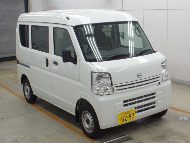 Import and buy NISSAN CLIPPER VAN 2018 from Japan to Nairobi, Kenya