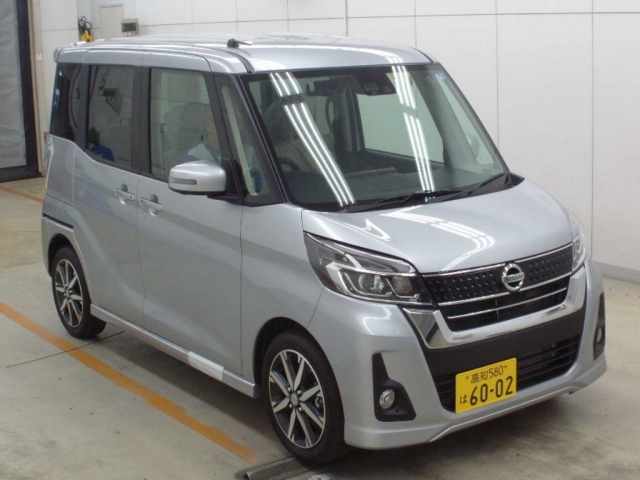 Import and buy NISSAN DAYZ ROOX 2018 from Japan to Nairobi, Kenya