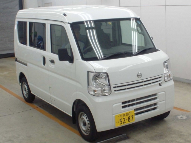 Import and buy NISSAN CLIPPER VAN 2018 from Japan to Nairobi, Kenya