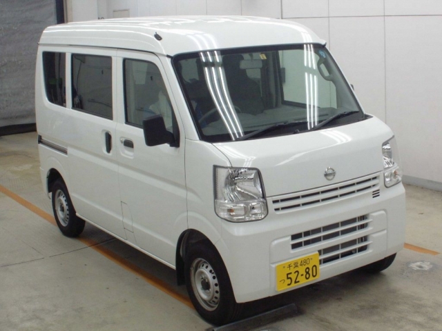 Import and buy NISSAN CLIPPER VAN 2018 from Japan to Nairobi, Kenya