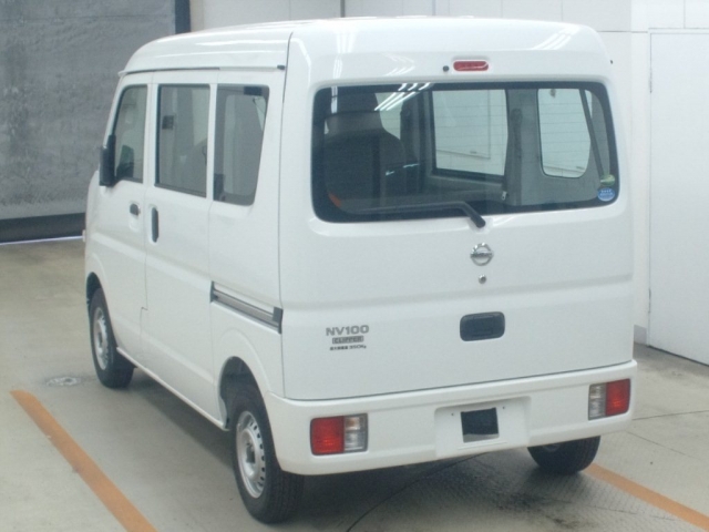 Import and buy NISSAN CLIPPER VAN 2018 from Japan to Nairobi, Kenya