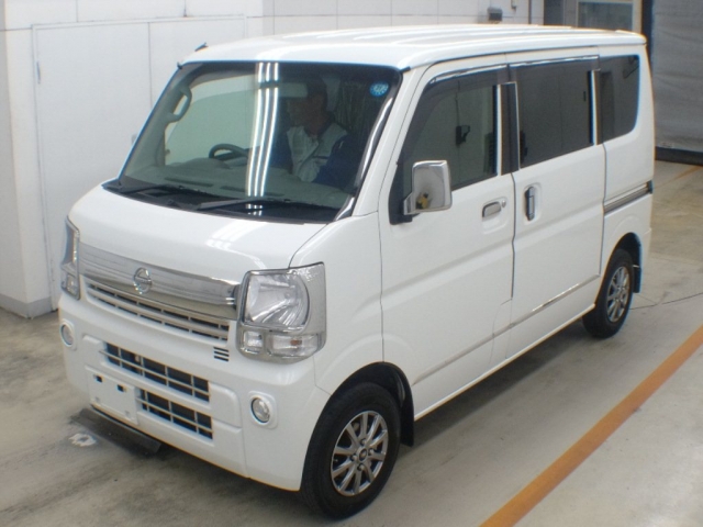 Import and buy NISSAN CLIPPER VAN 2017 from Japan to Nairobi, Kenya