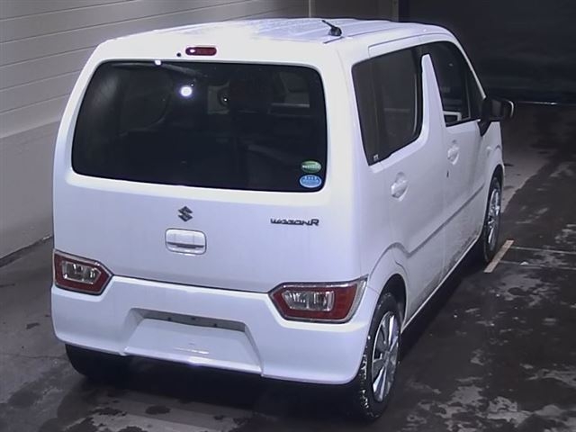 Import and buy SUZUKI WAGON R 2017 from Japan to Nairobi, Kenya